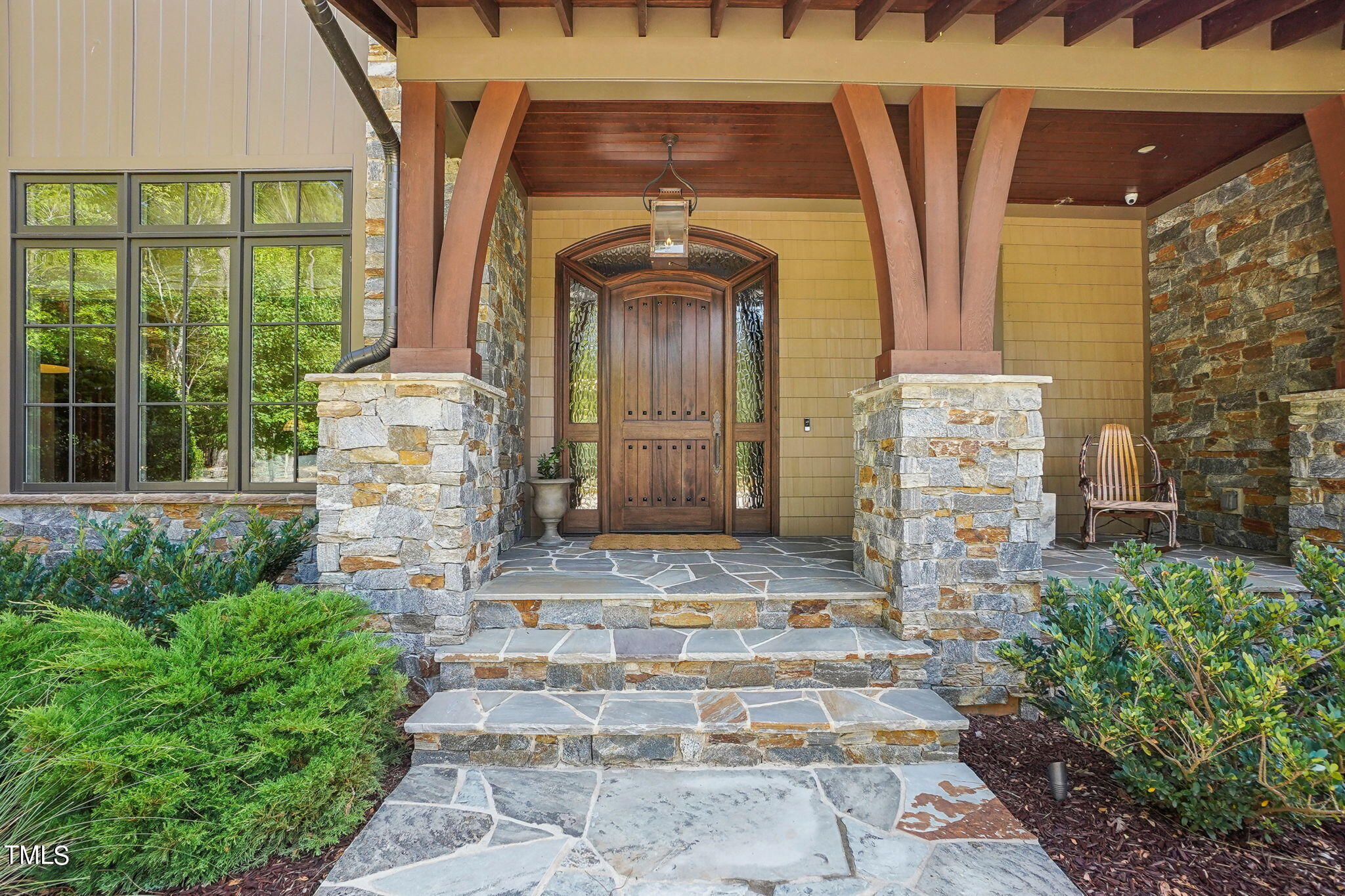 1421 Alpine Crk Drive