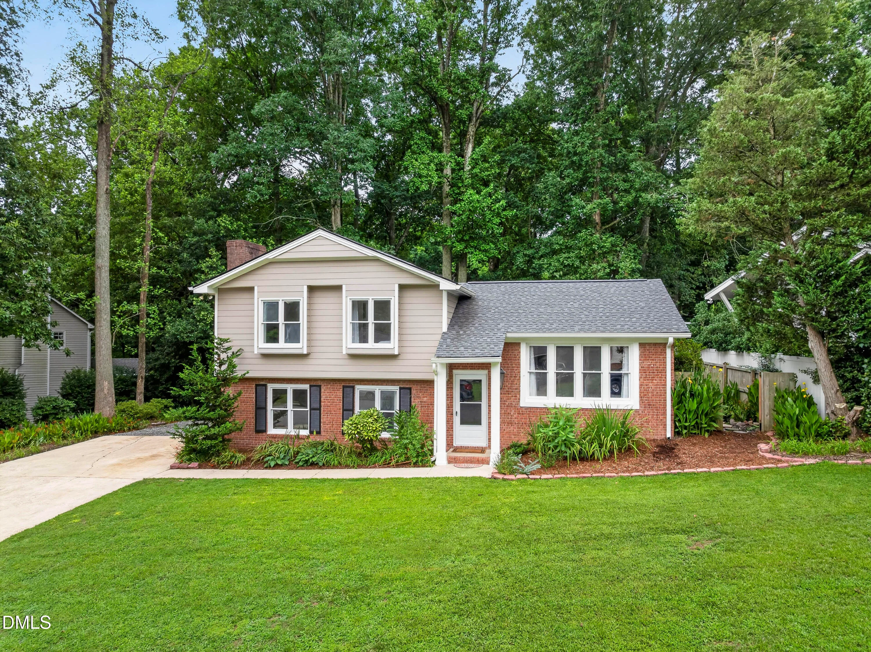 812 Pinewood Drive