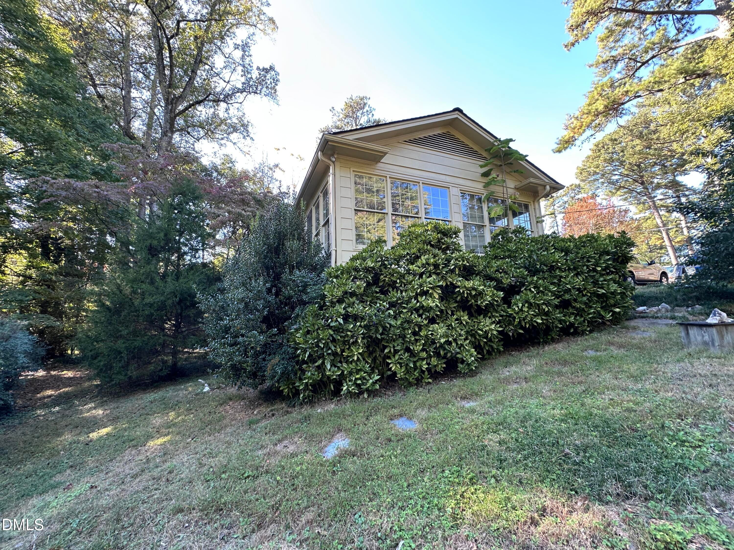 4202 Laurel Hills Road