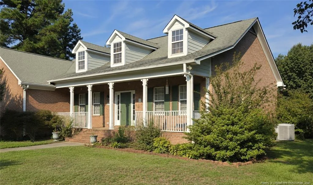 6104 Castlebrooke Lane