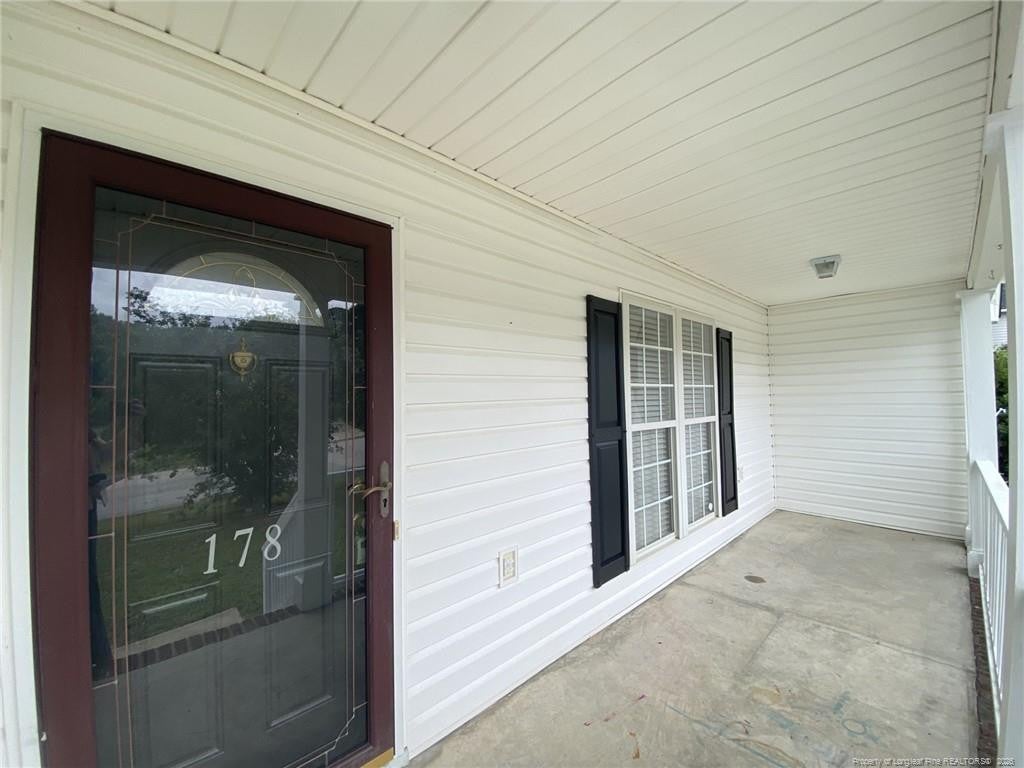 178 Colonial Hills Drive