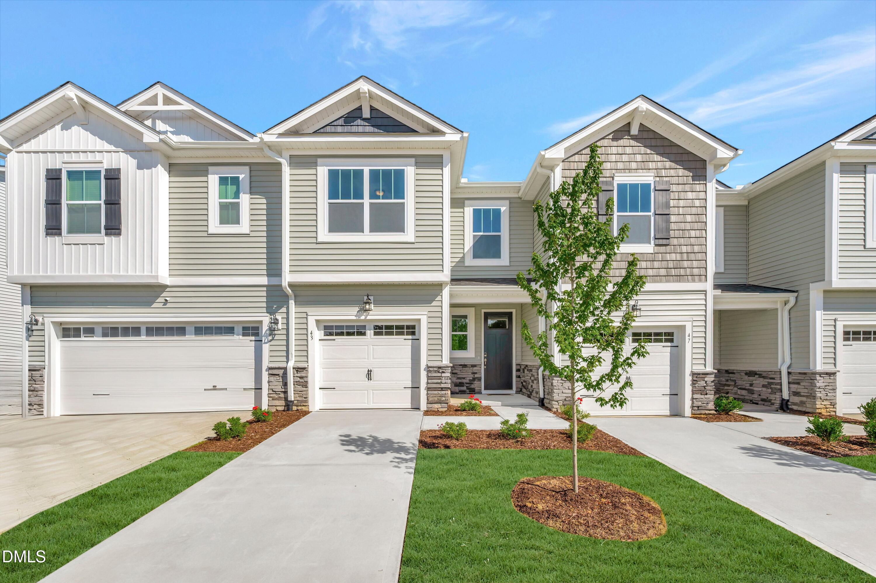 43 Ara Court 209
