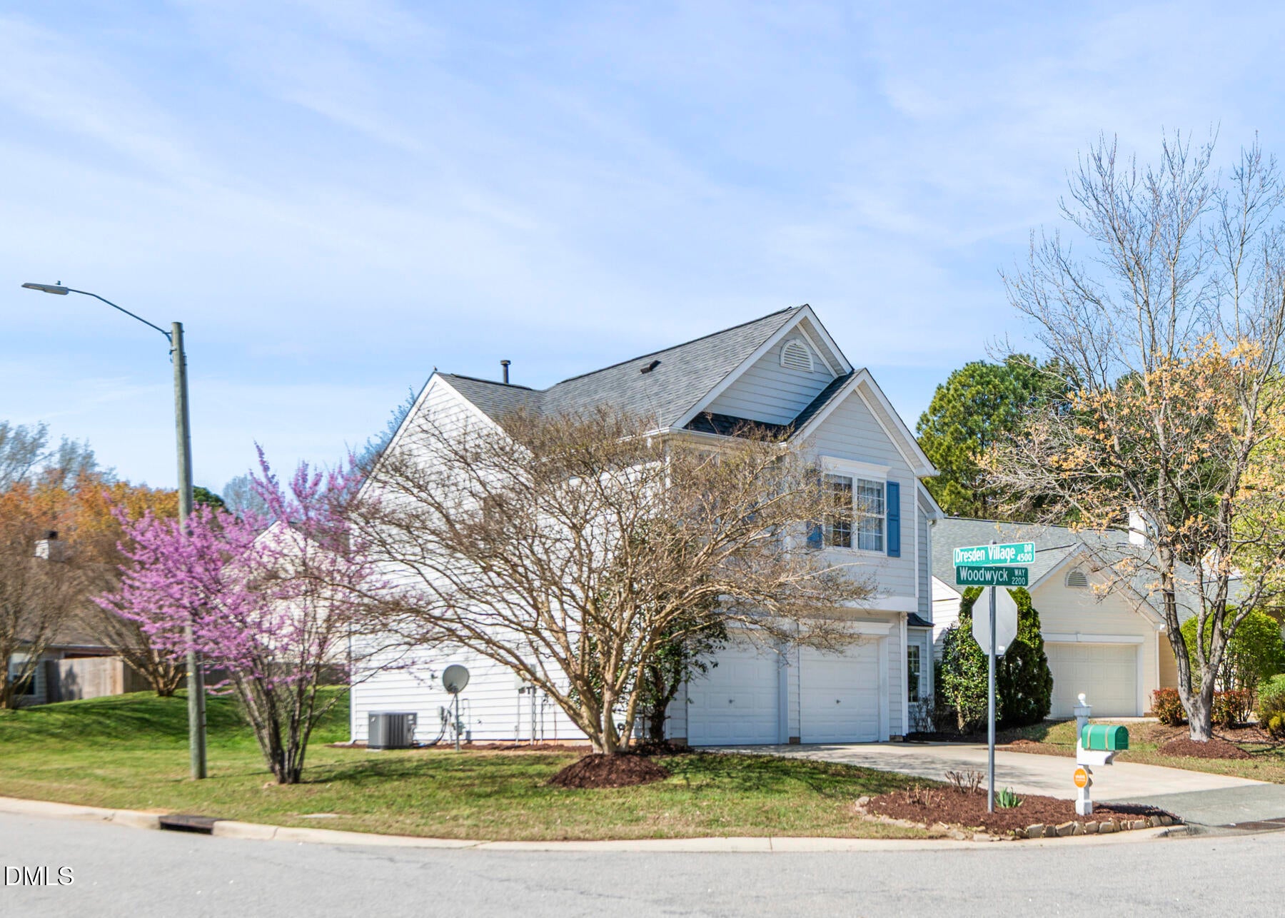 2201 Woodwyck Way