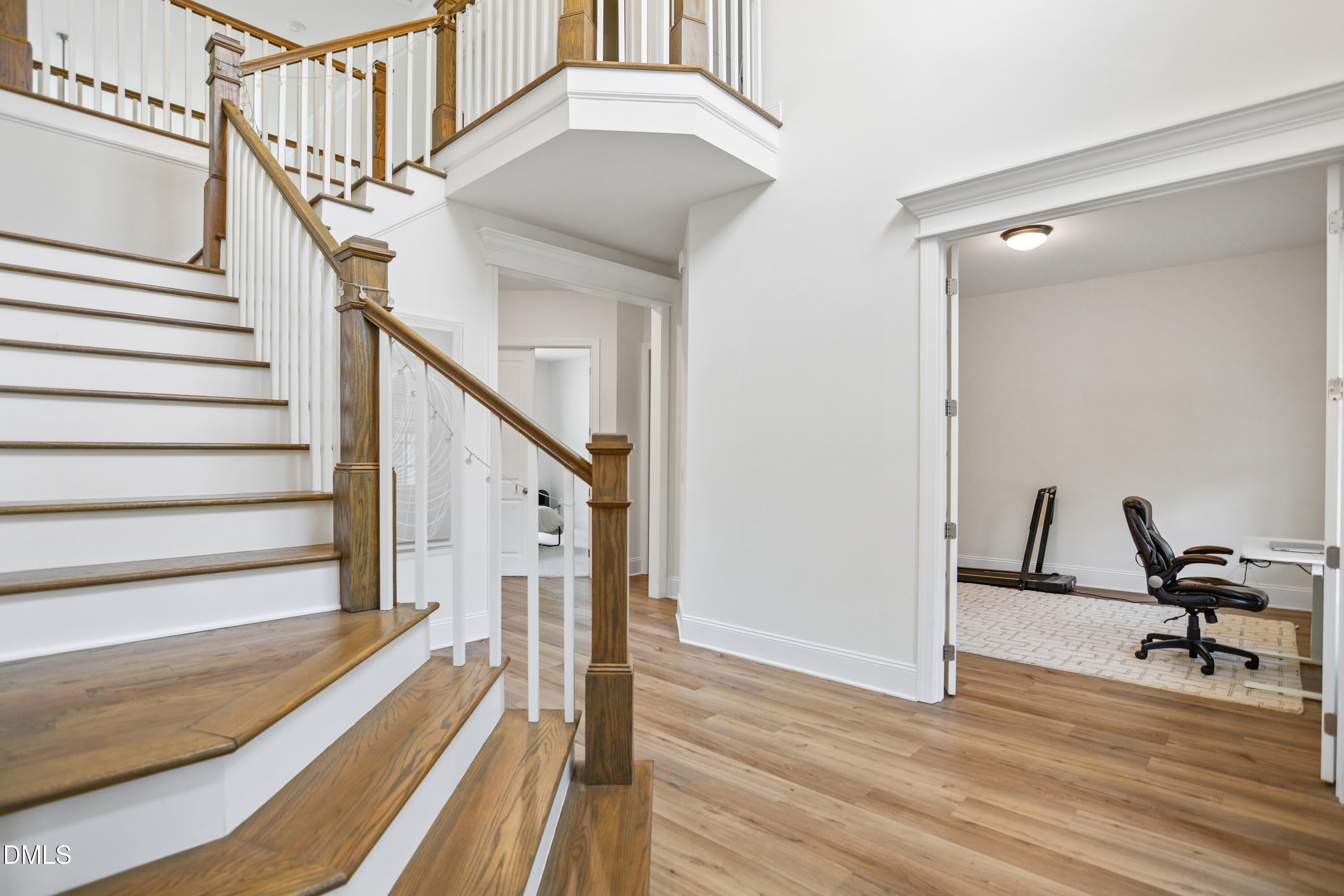 1529 Meadows Bank Way