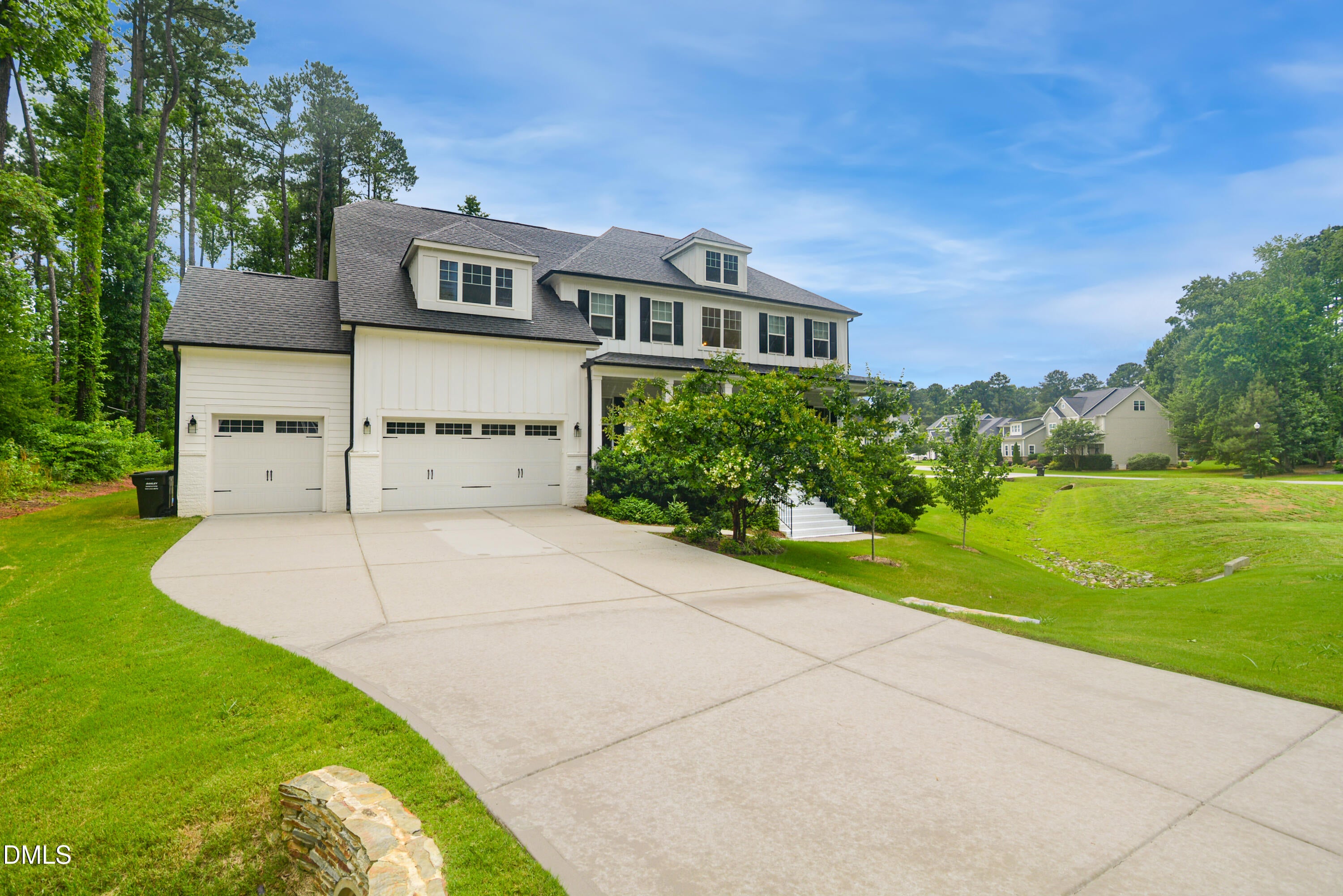 1529 Meadows Bank Way