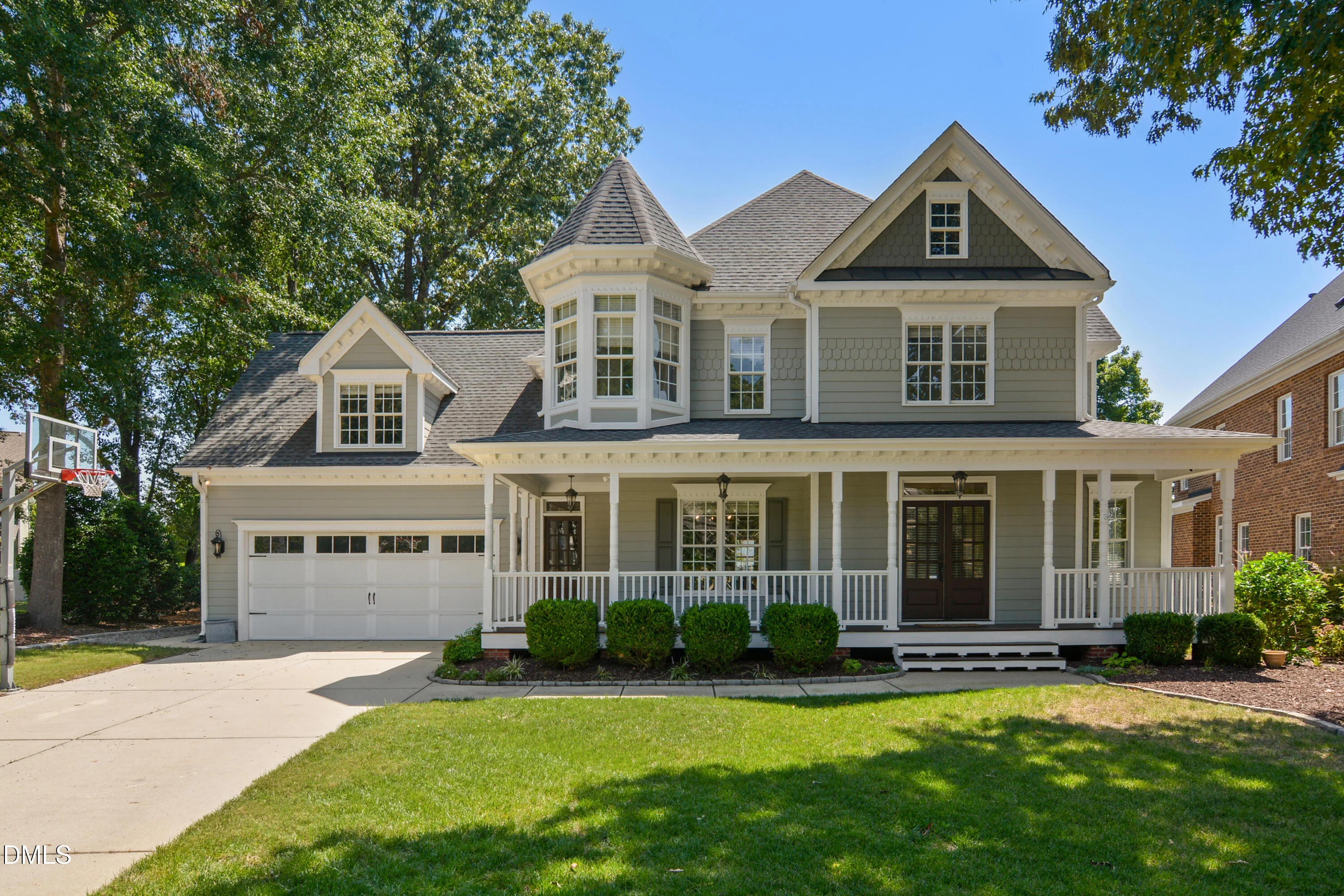 1009 Lyndhurst Falls Lane