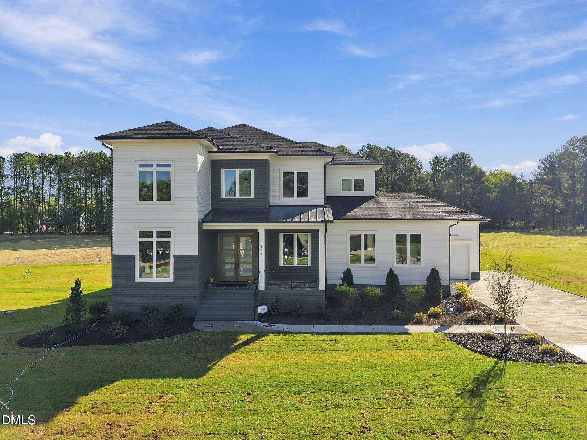 2432 Rosslare Mews Lane