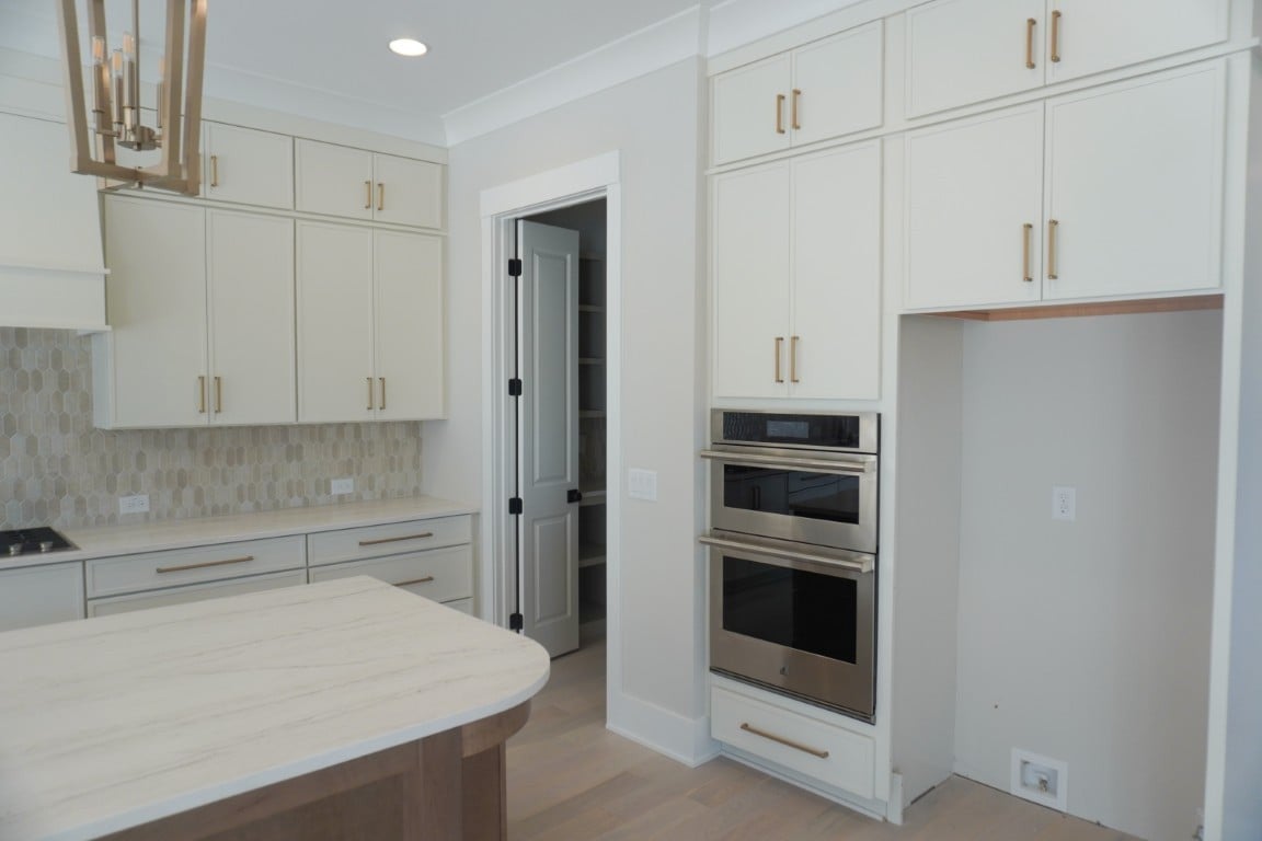 2432 Rosslare Mews Lane