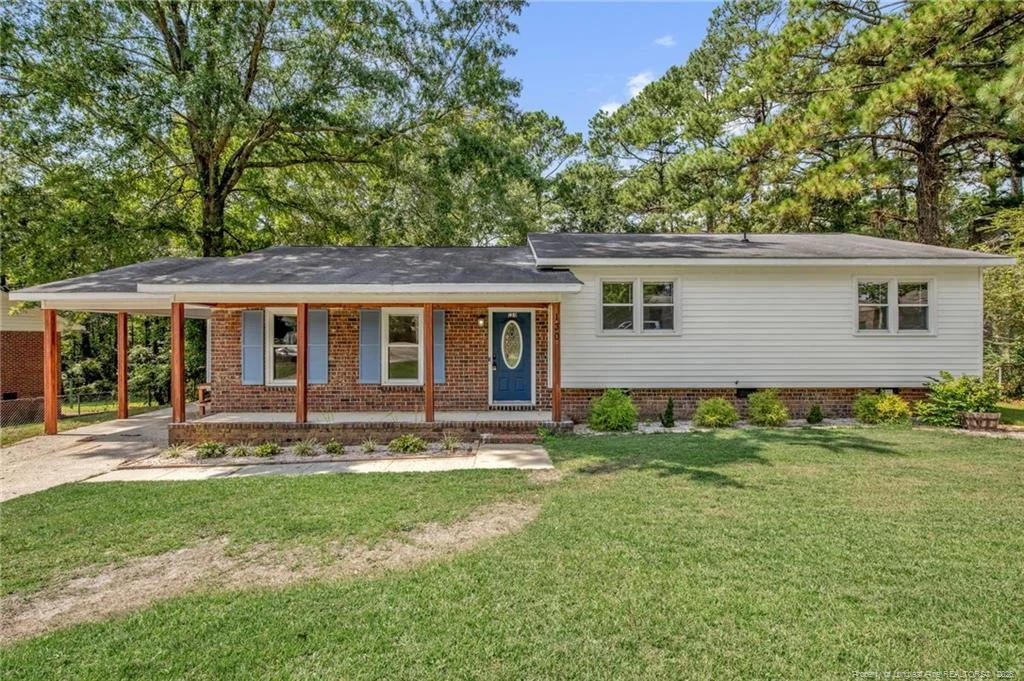 130 S Ingleside Drive