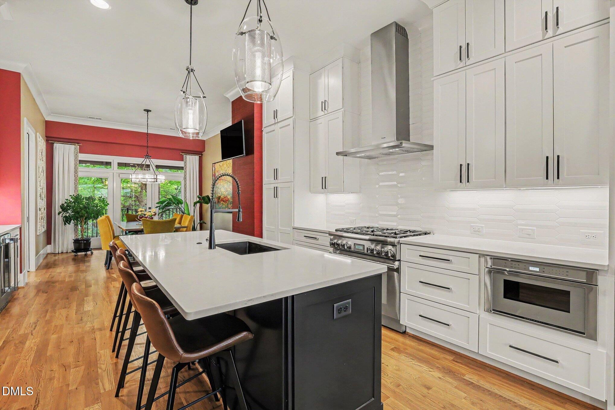 2121 Oberlin Village Drive 105