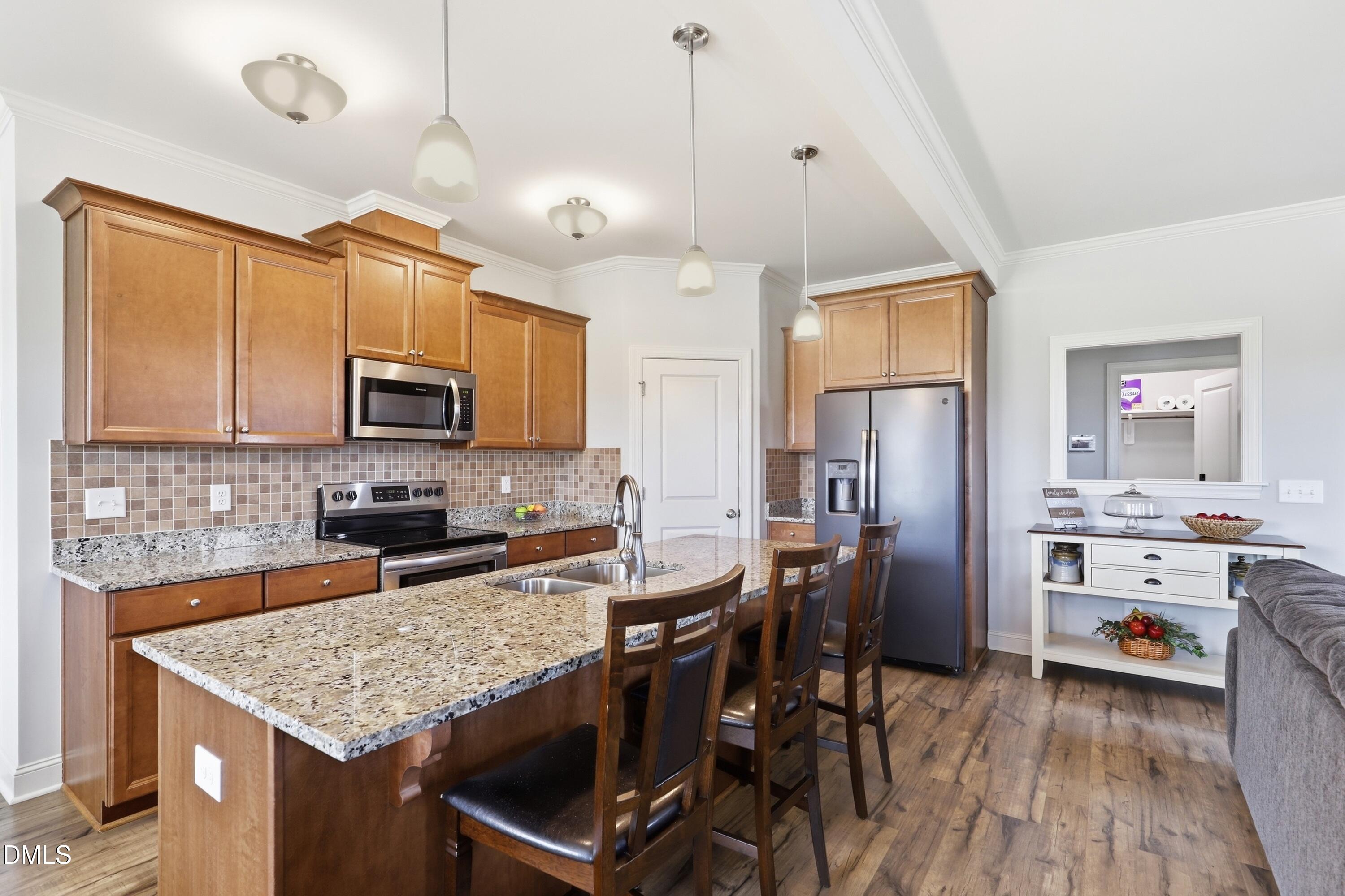 15 Buttonwood Court