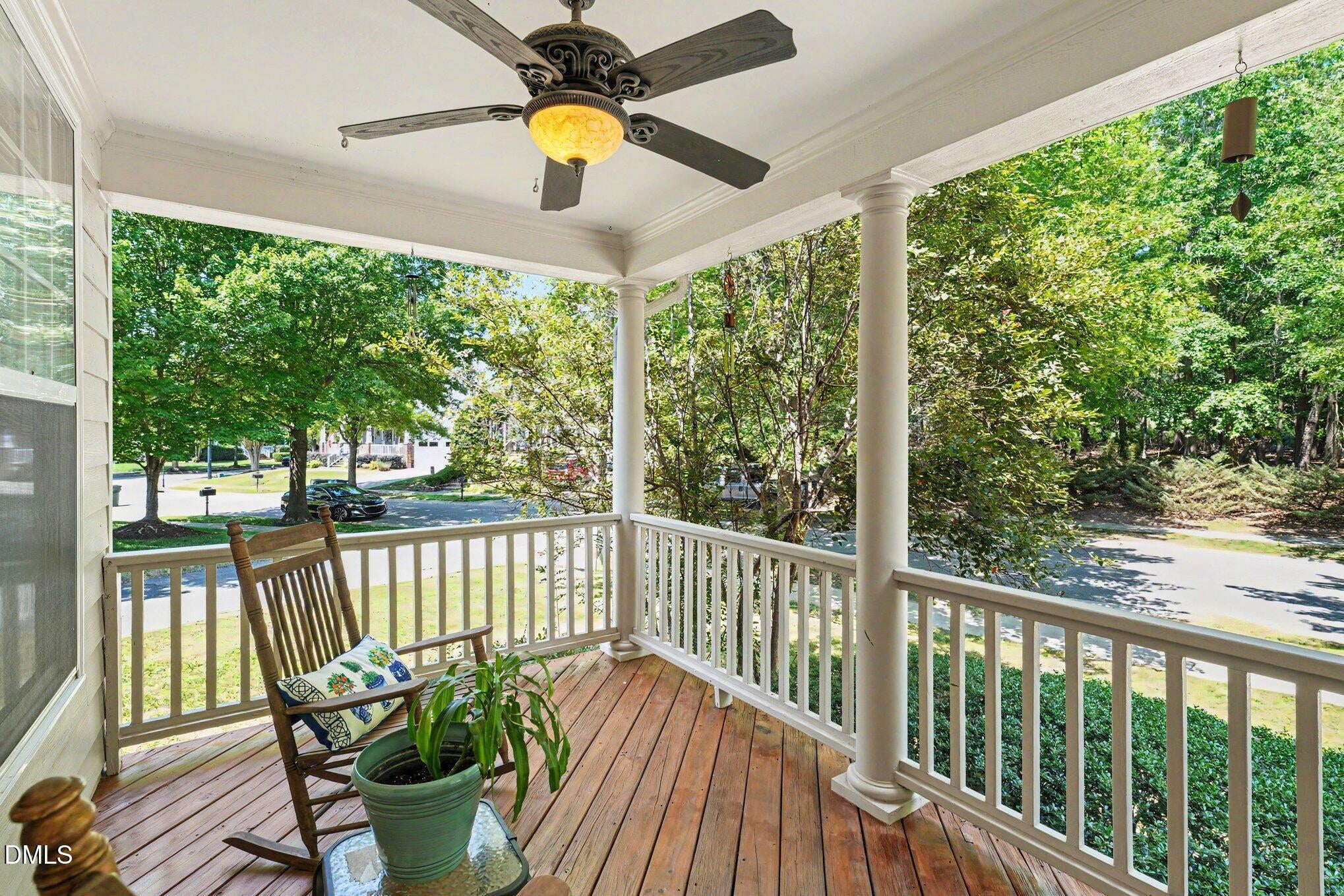 3005 Grandview Heights Lane