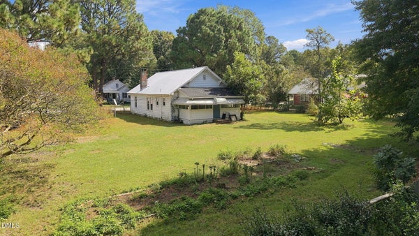 704 S TILLERY ST, ROCKY MOUNT, NC 27803 - Image 2bf4387ba356d4d5fb291ab3d1ed15b1/105456747
