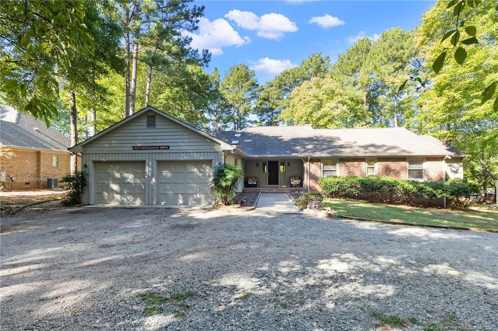 1903 Wedgewood Drive