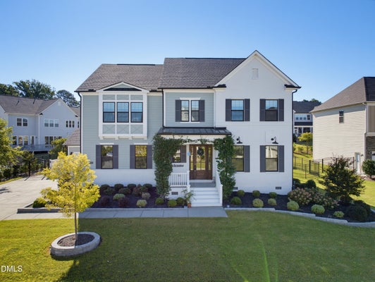 3105 OLDE BANASTER ST, APEX, NC 27523 - Image 2c3fb8b1b2459313a81f595e236e07ec/1588891271