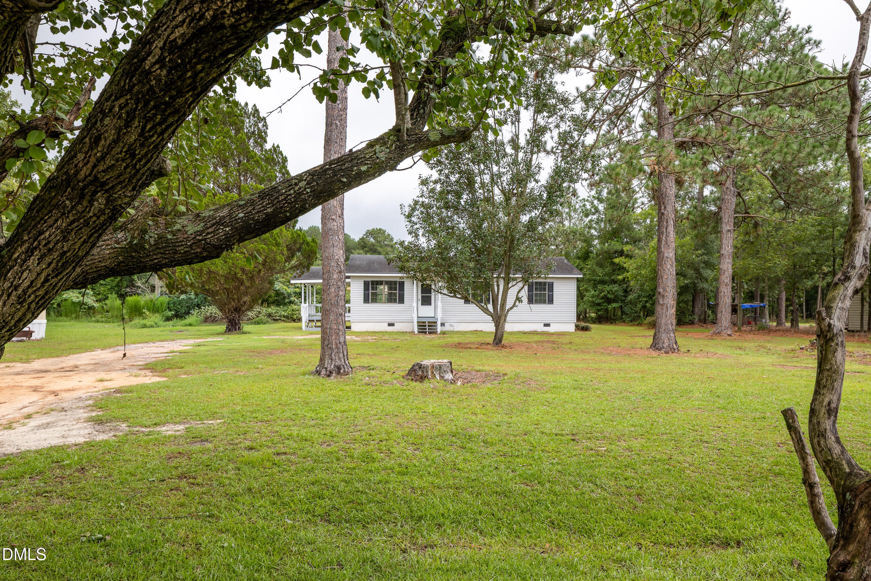 60 White Woods Road