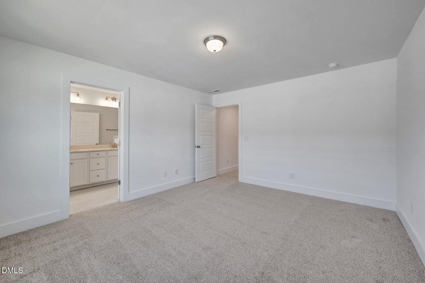 27 Ara Court 206