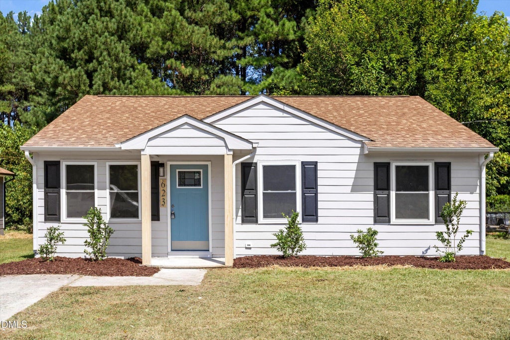 Photo of 623 Belvin Avenue, Durham, NC 27704 (MLS # 10192427)