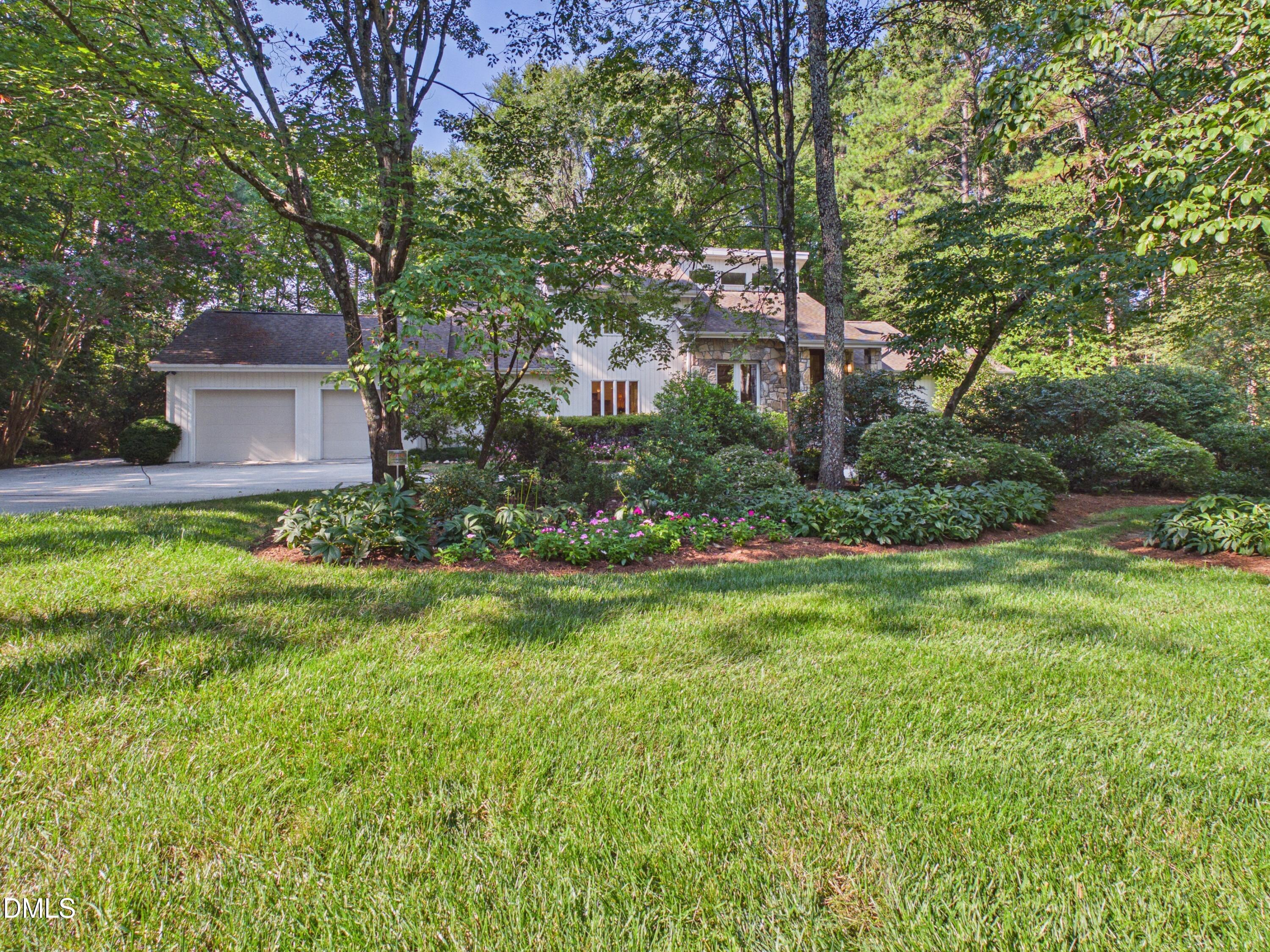 112 Black Oak Place