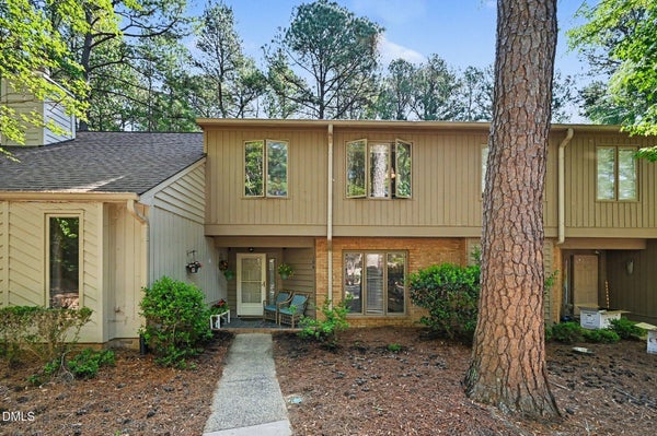 104 OLD STABLE CT, CHAPEL HILL, NC 27514 - Image 2d6d4b911f22696c32cae2e15bee9350/3474219374