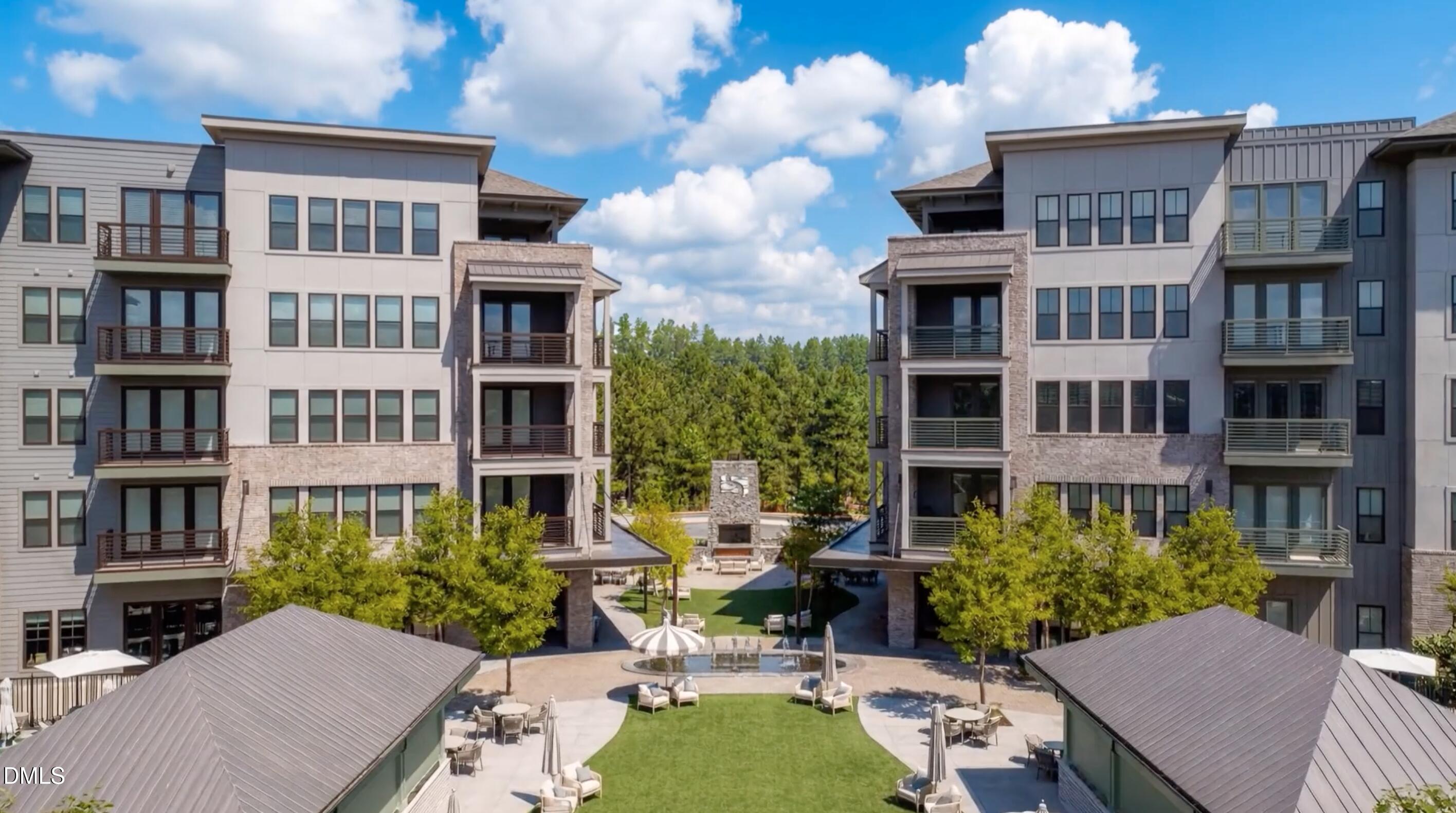 101 Forest Grove Boulevard 302
