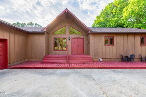 Photo of 2301 Quail Drive, Graham, NC 27253 (MLS # 10175374)