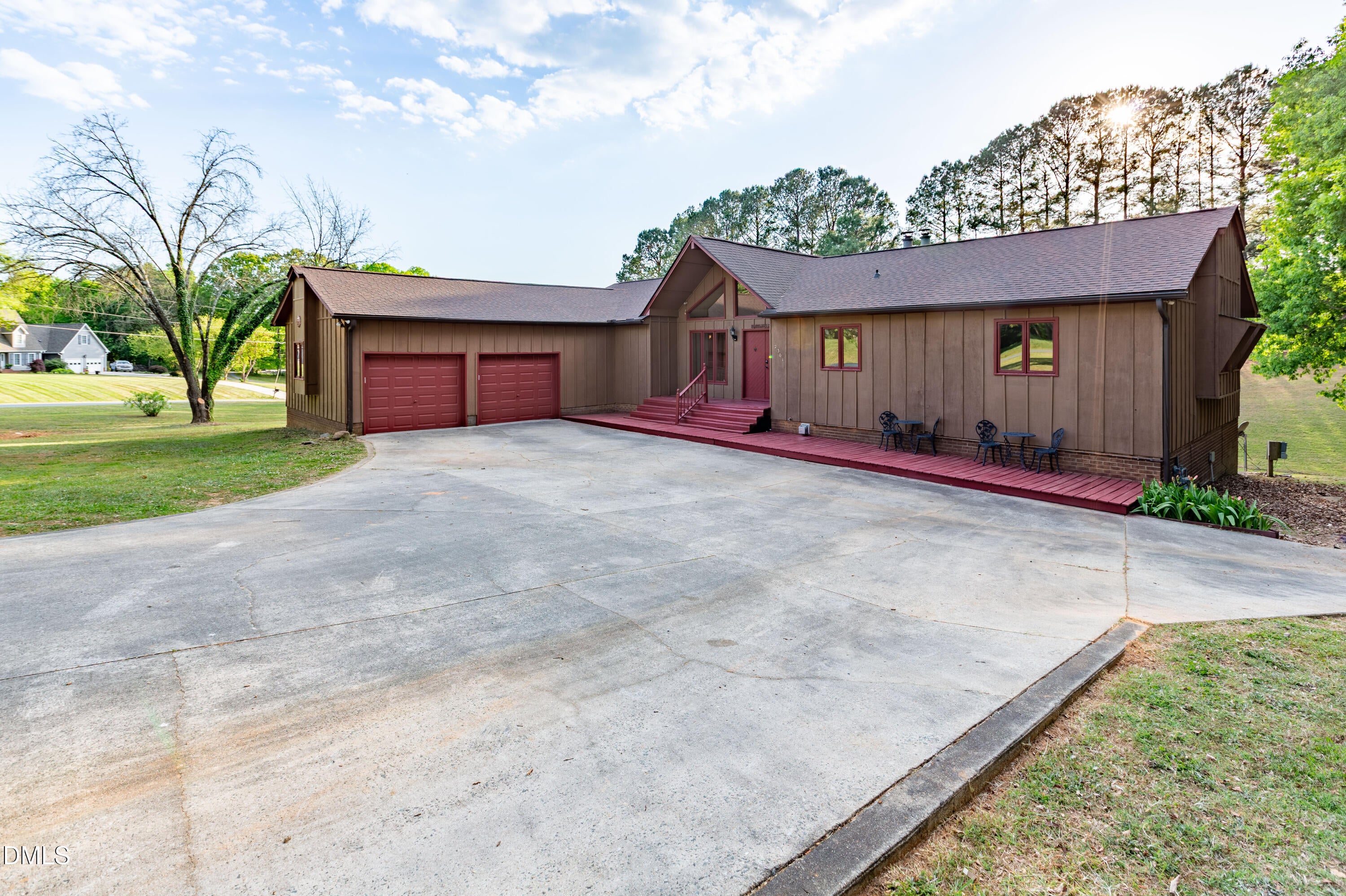2301 Quail Drive