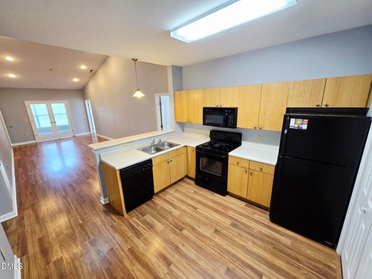 102 CAMPUS WALK TRL UNIT 301, ELON, NC 27244 - Image 2df4be7dab425fd0e5f16647796c5d00/1919321403