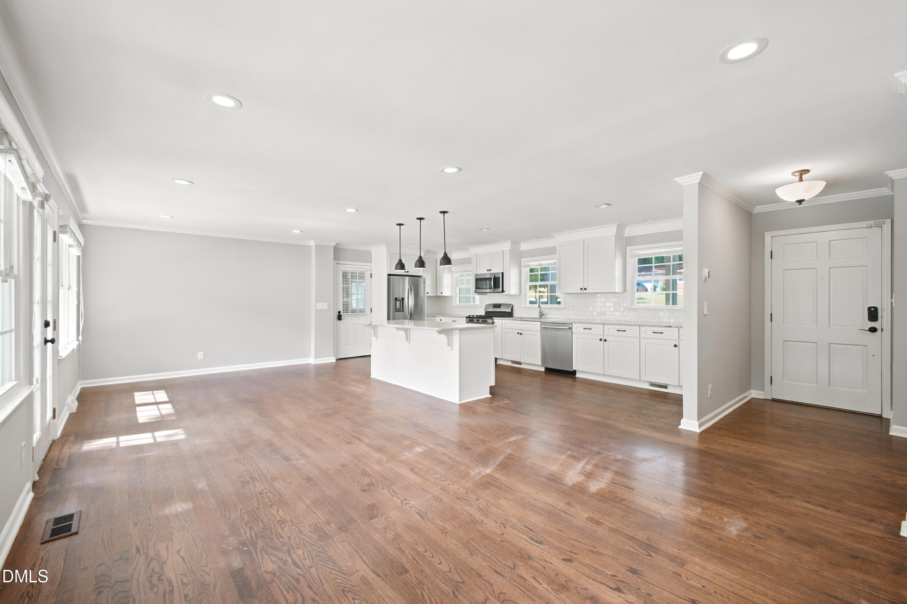 5008 N Glen Drive