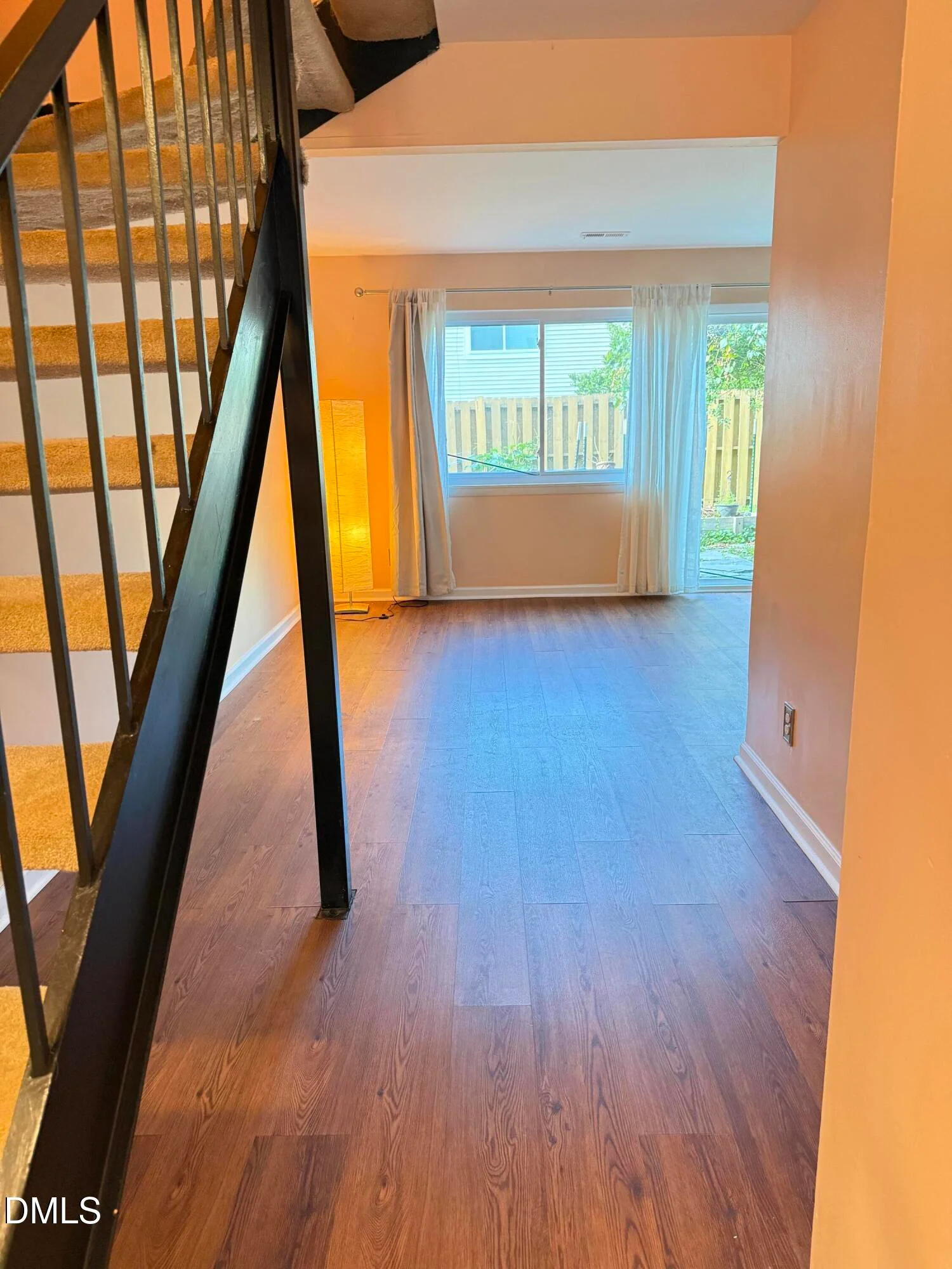 220 Elizabeth Street Unit G9