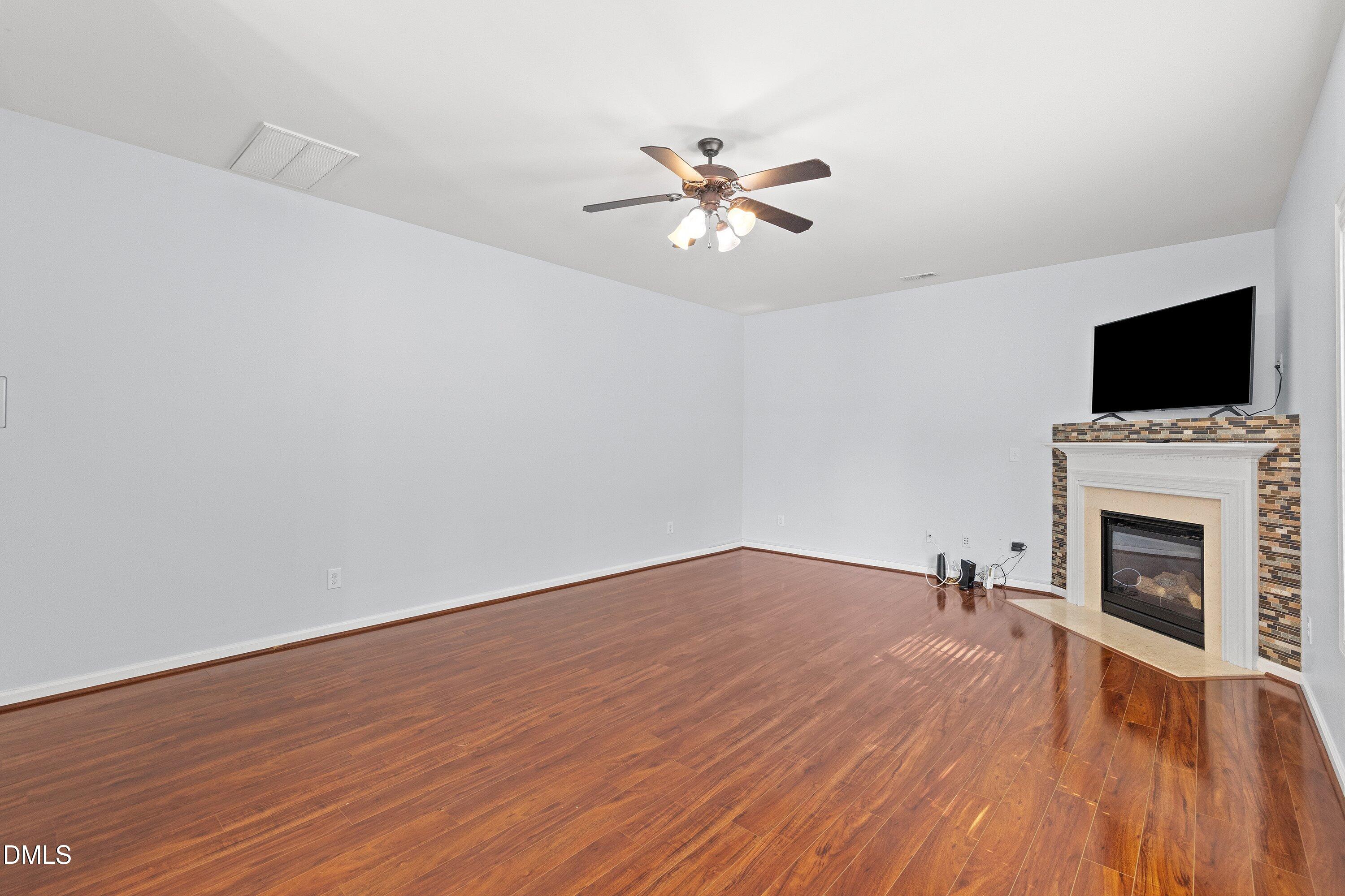 6000 Winged Willet Court