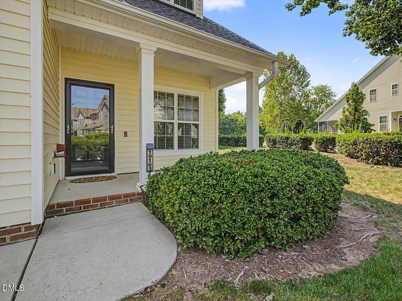 10163 Bessborough Drive
