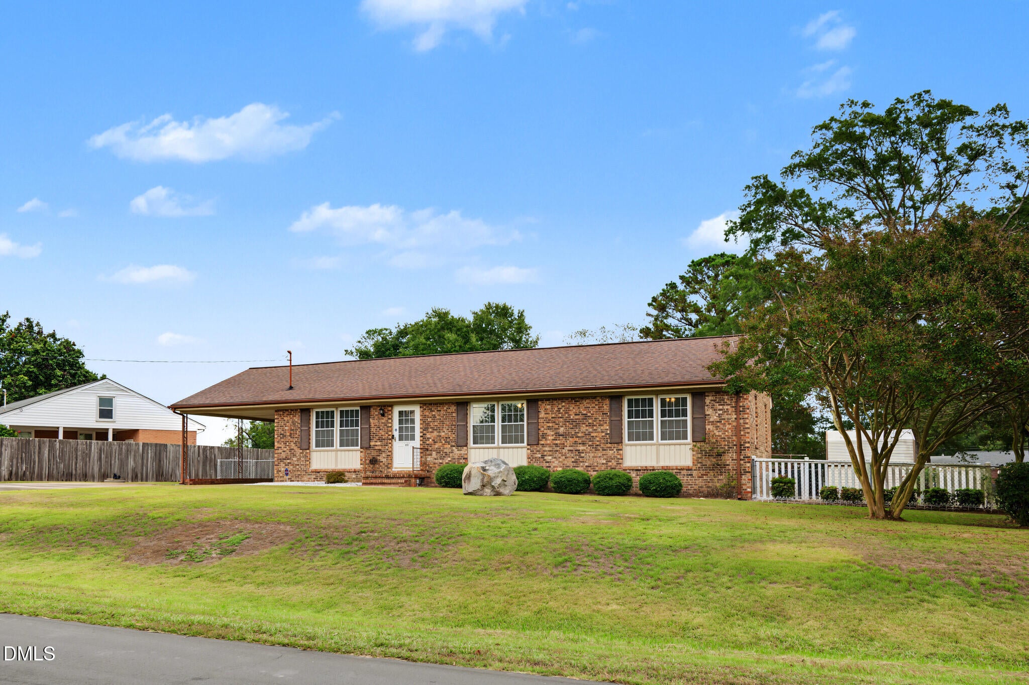 212 E Westwood Drive