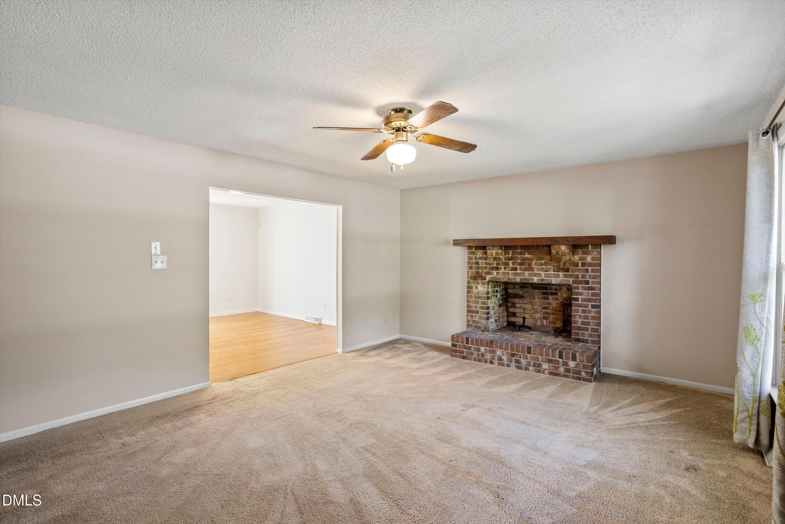 808 Old Fayetteville Road