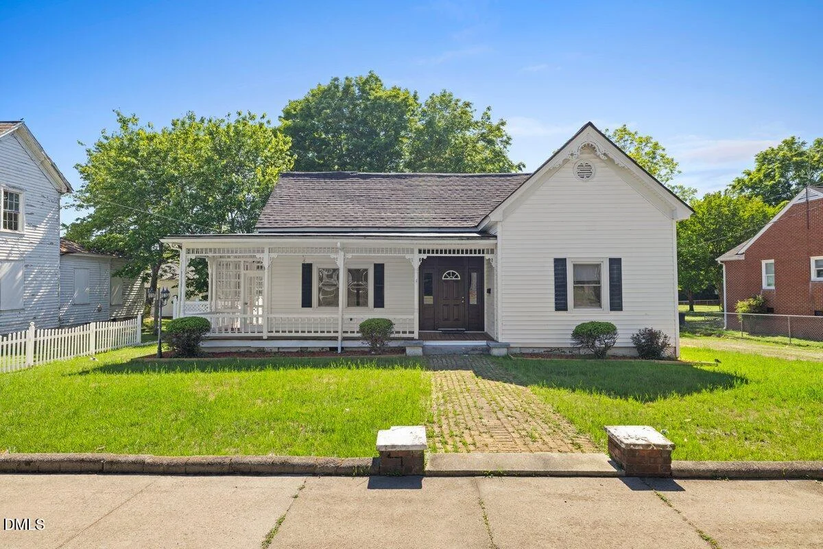 305 Broad Street