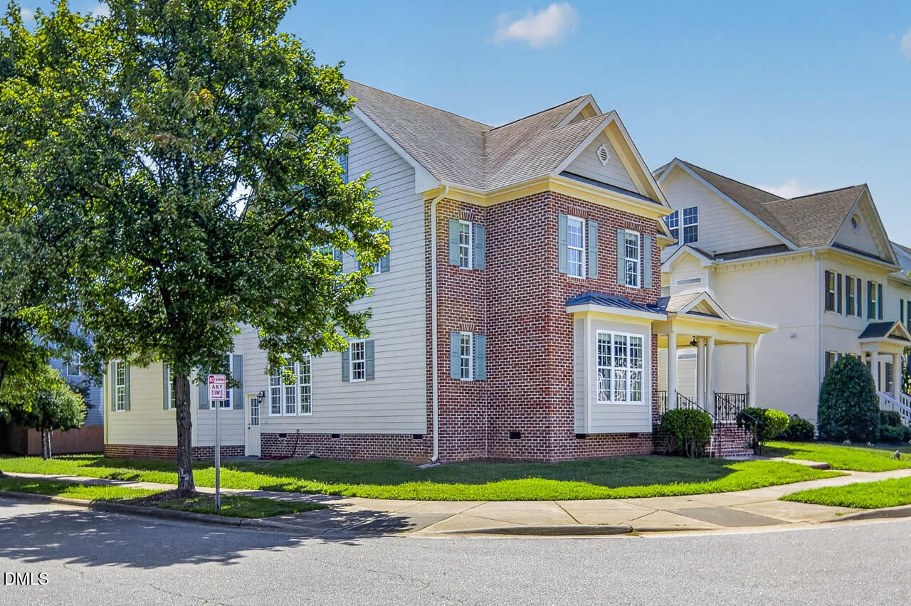 1305 Palace Garden Way