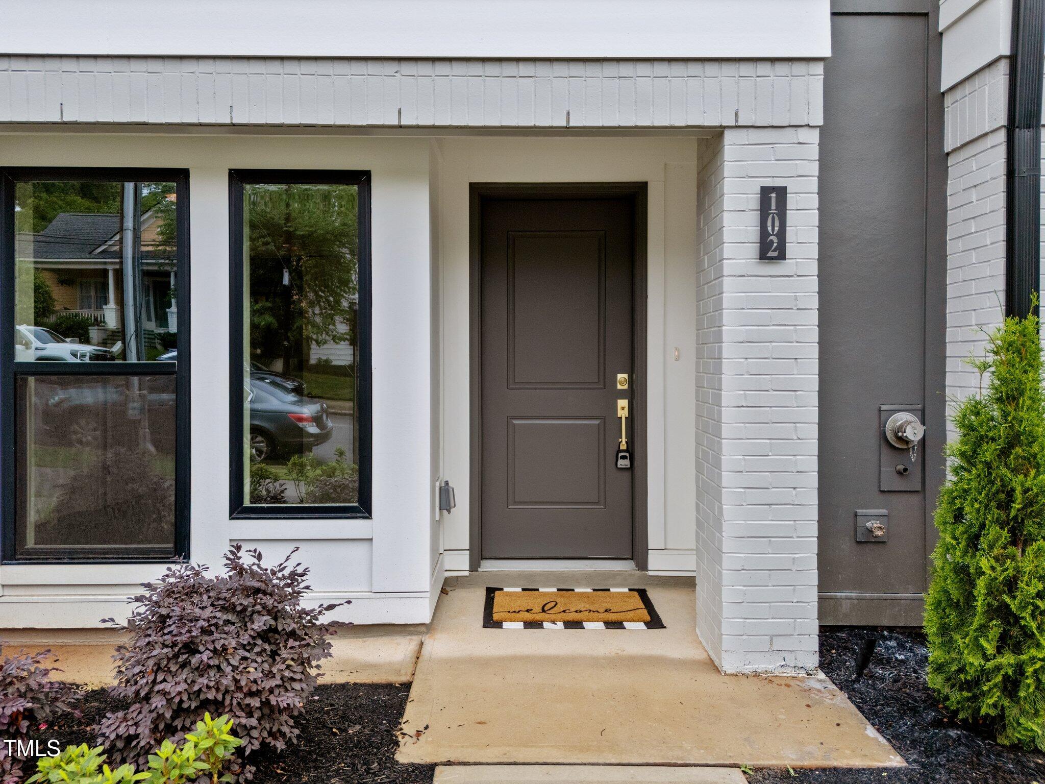 710 W North Street 102