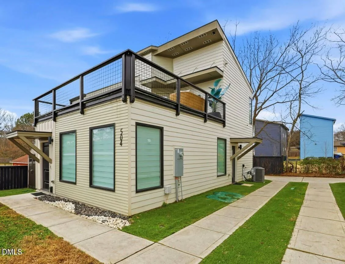 504 Commonwealth Street