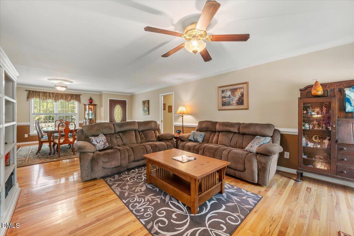 5224 Beechwood Hill Court