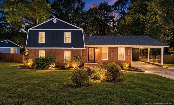 610 SE MAYNARD RD, CARY, NC 27511 - Image 30ba33c61f7d29e2cee7d67f53709df3/533337741