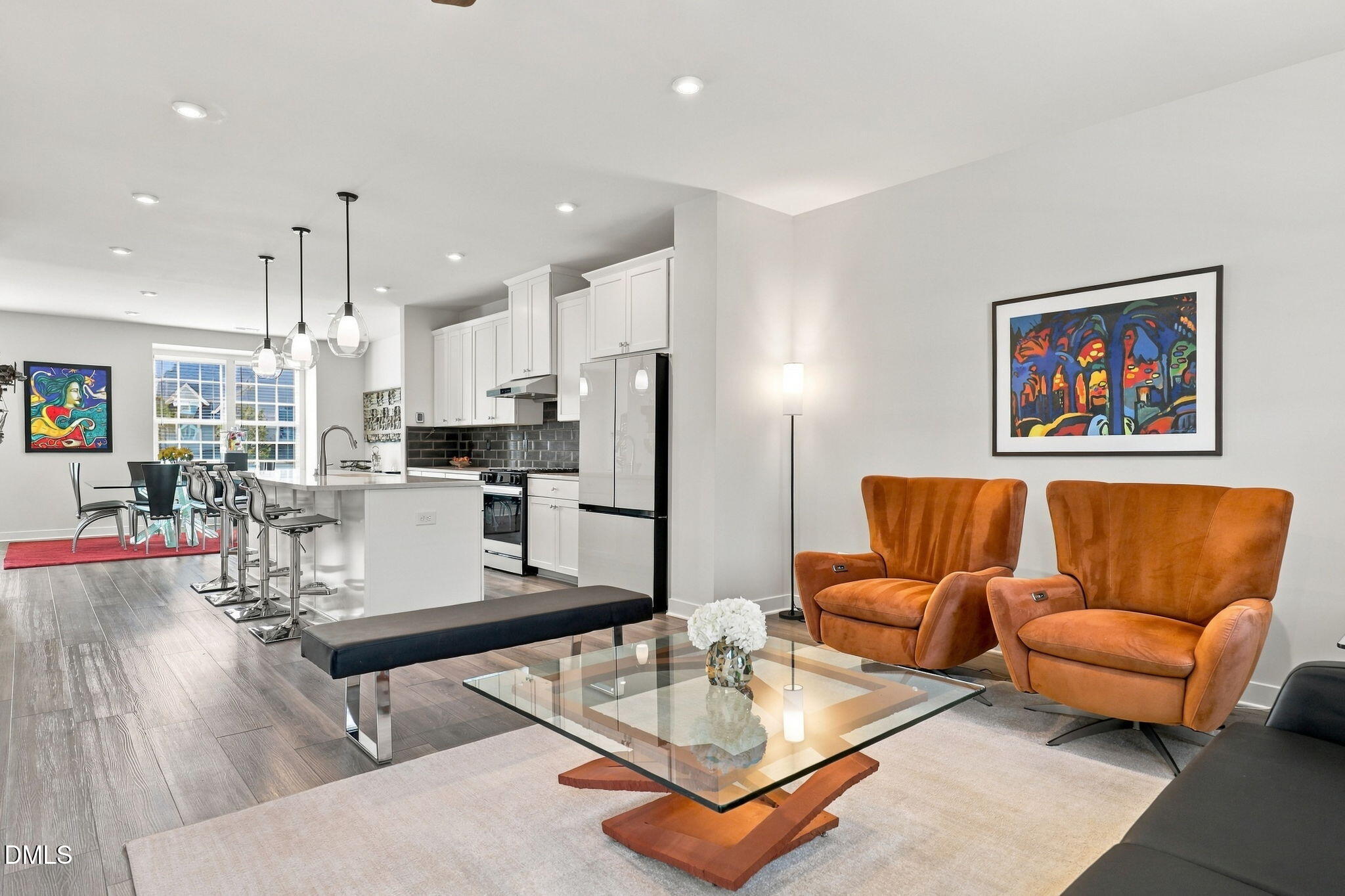 516 Whitehall Circle