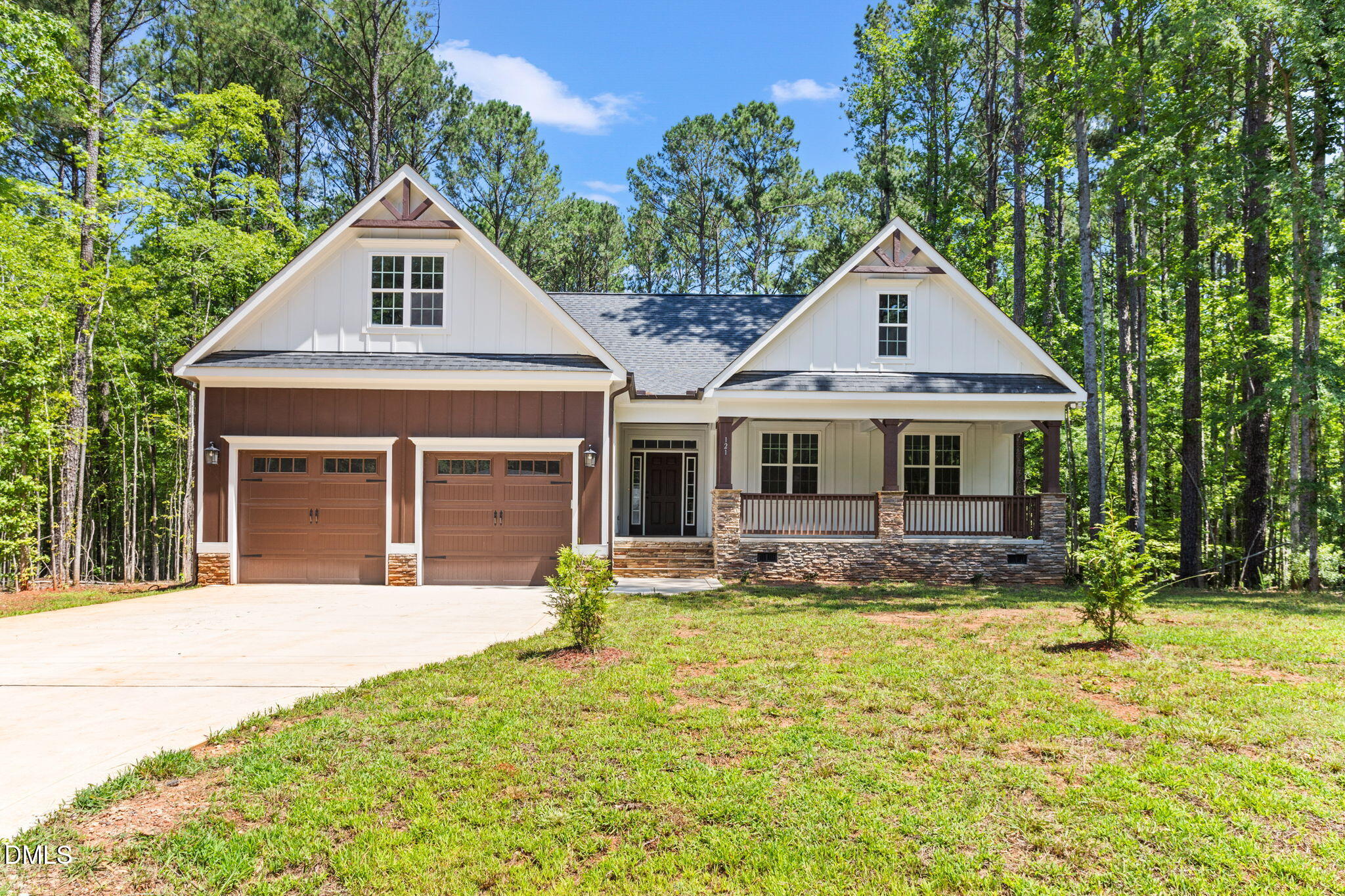 121 Quarterhorse Drive