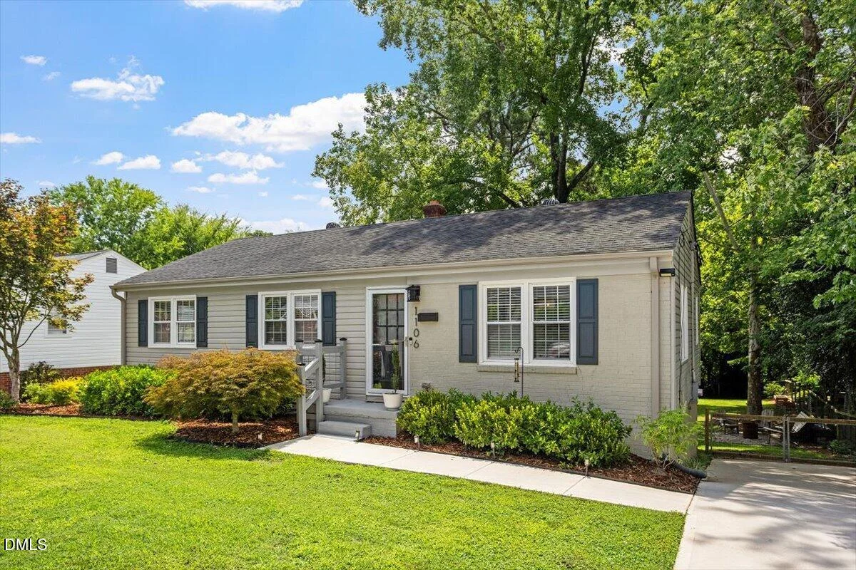 1106 N King Charles Road
