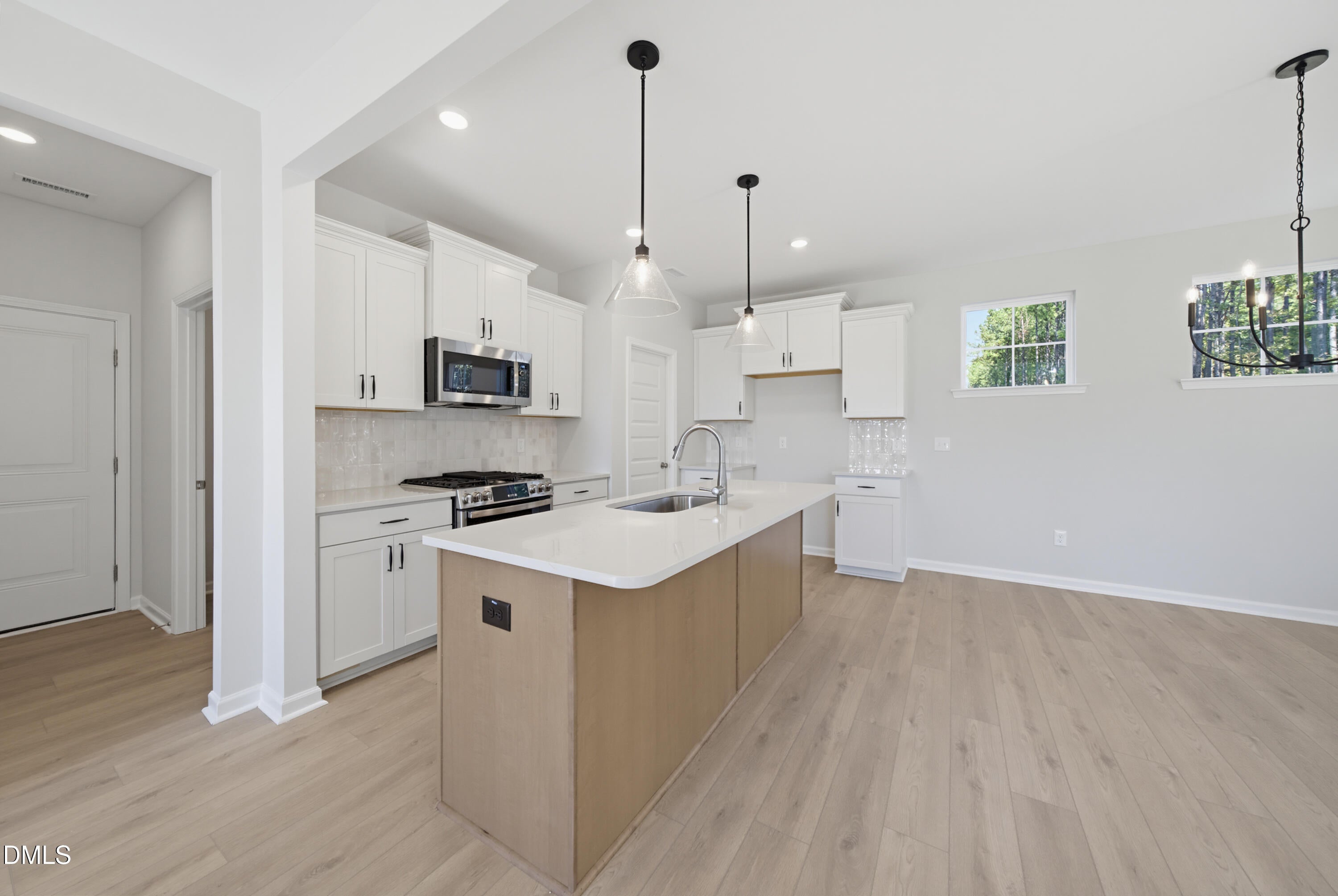 1307 Westerland Way 16