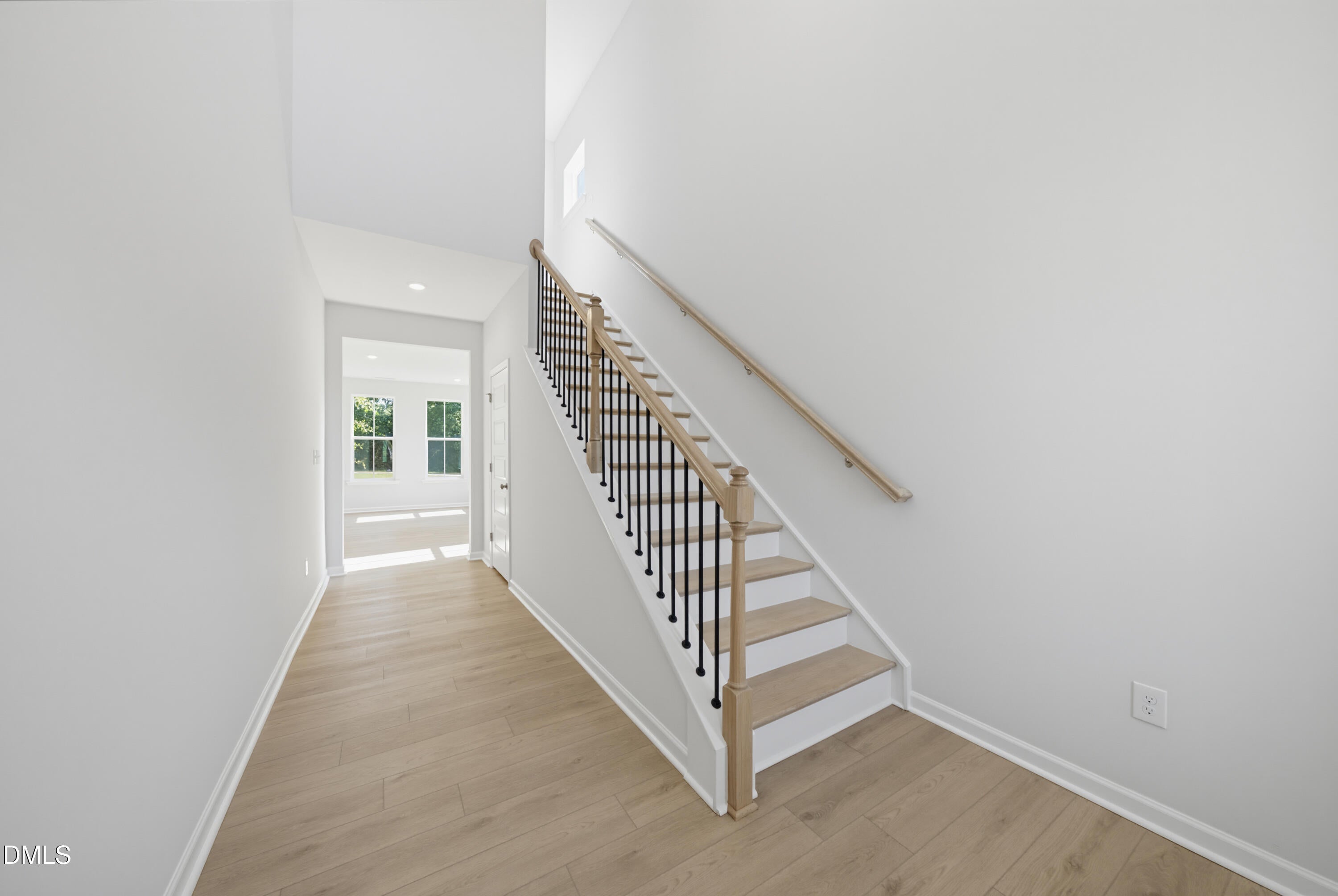 1307 Westerland Way 16