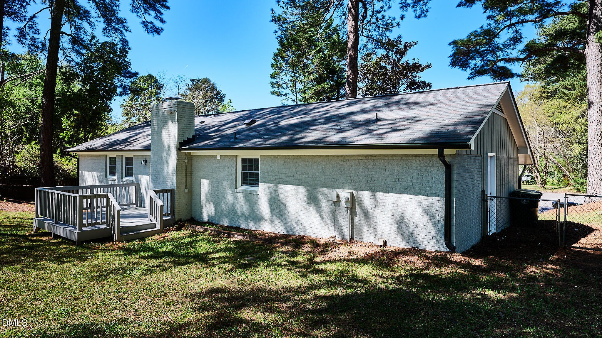 104 Wallis Court