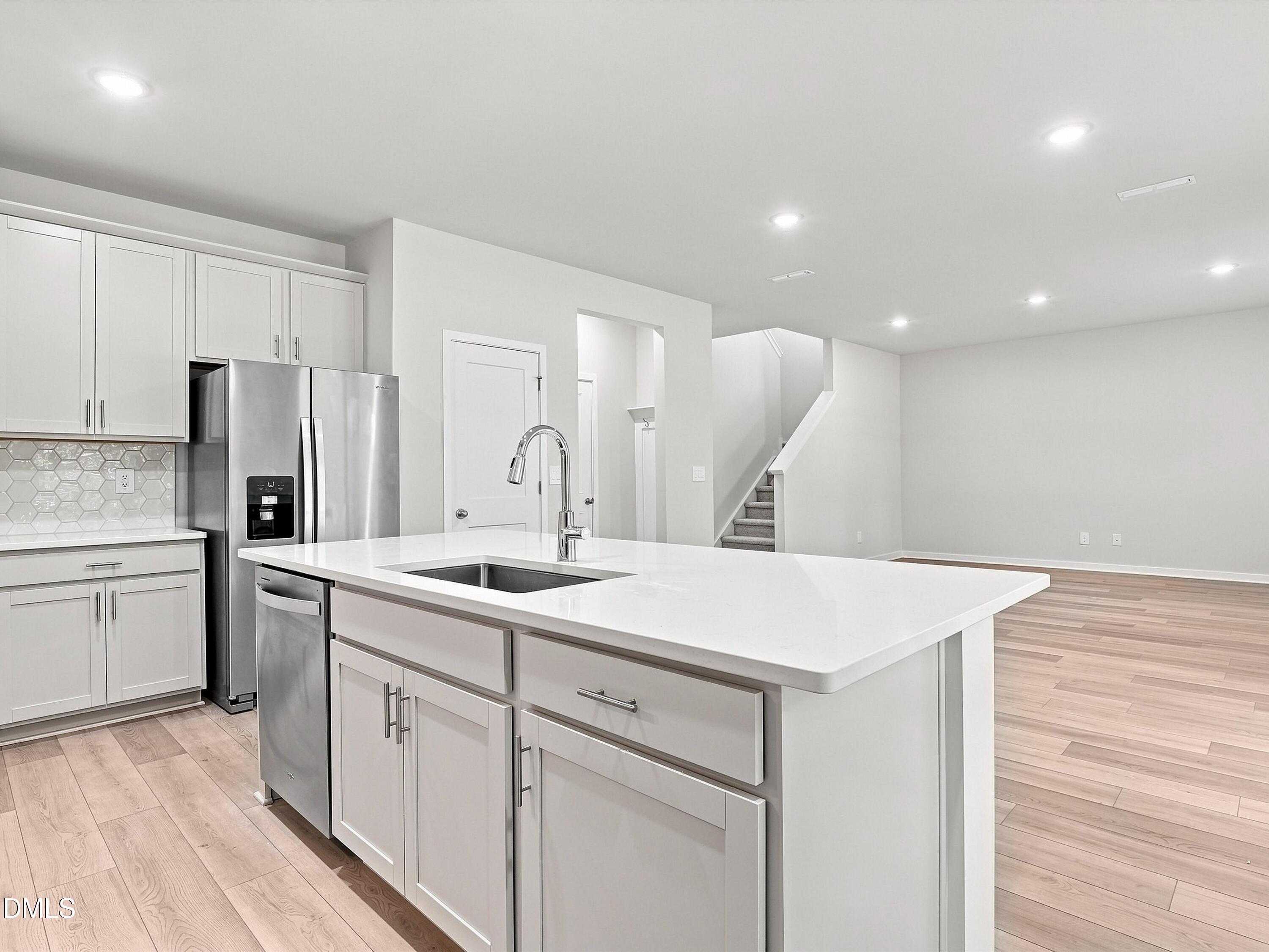2405 Rosewood Bluff Drive