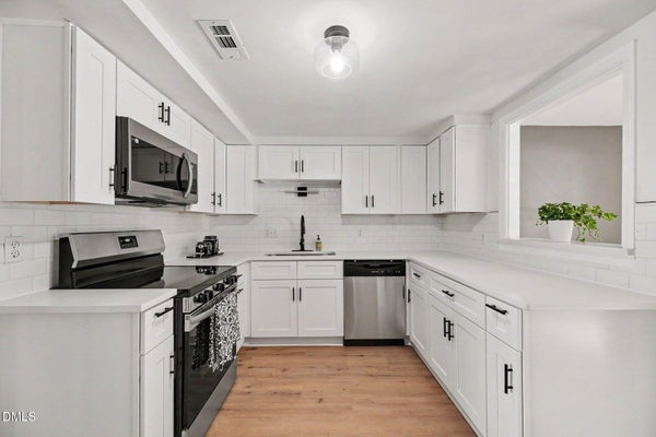 12 PATRIOT CIR, DURHAM, NC 27704 - Image 329fa52352fb8585667b349c35952d76/21973076