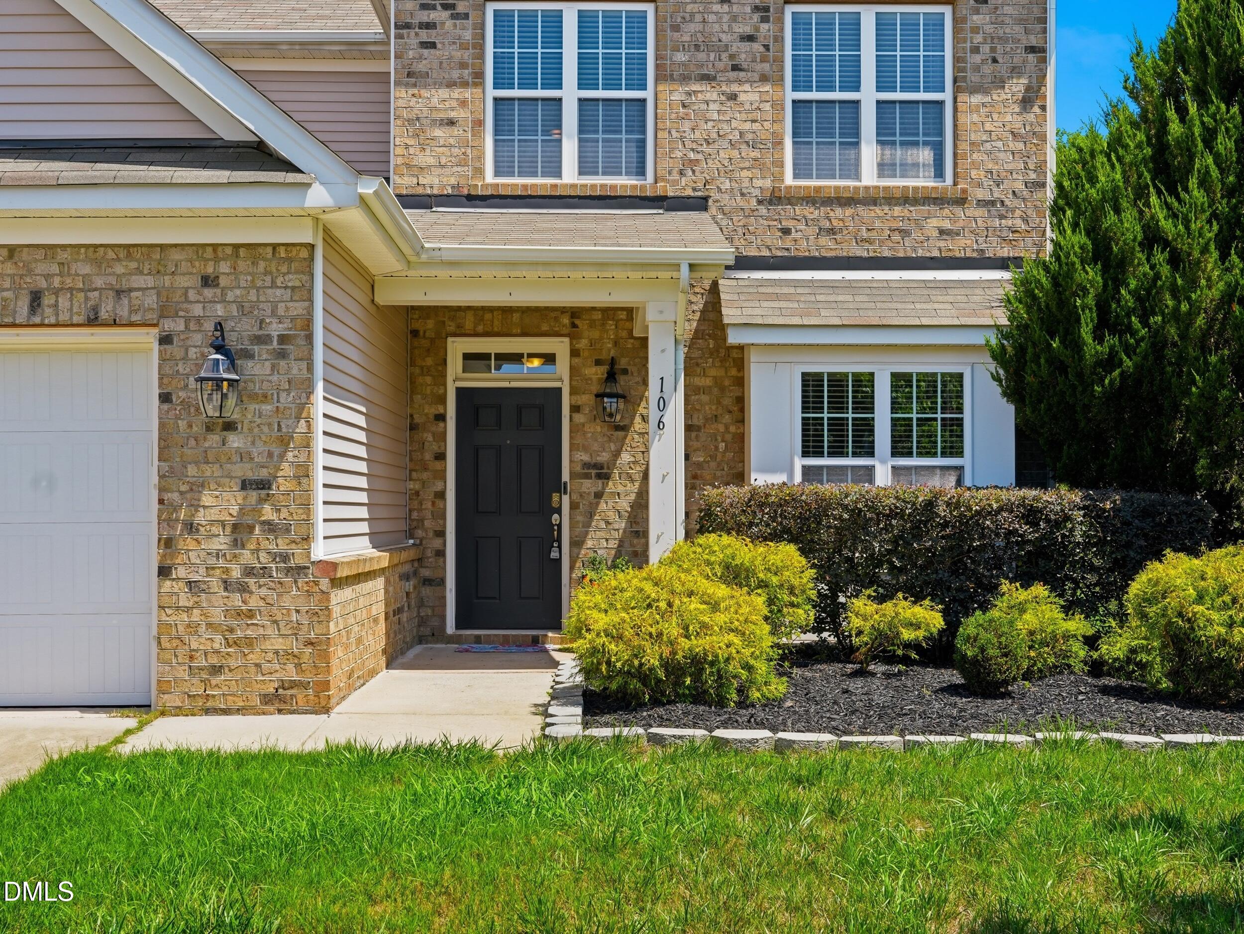 106 Holly Blossom Drive
