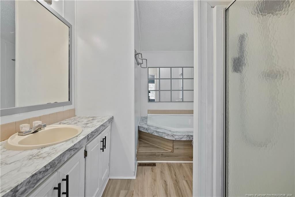 502 Inverary Drive